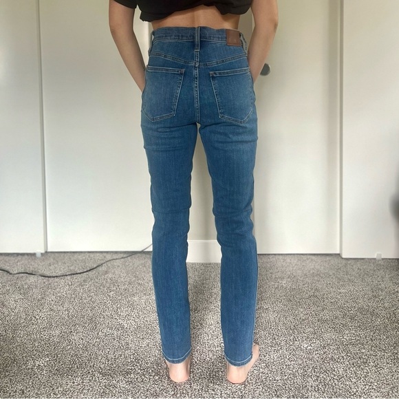 Madewell 10” High Rise Skinny Jeans - Medium Wash - Size 27 - Classic Minimal - Picture 2 of 11